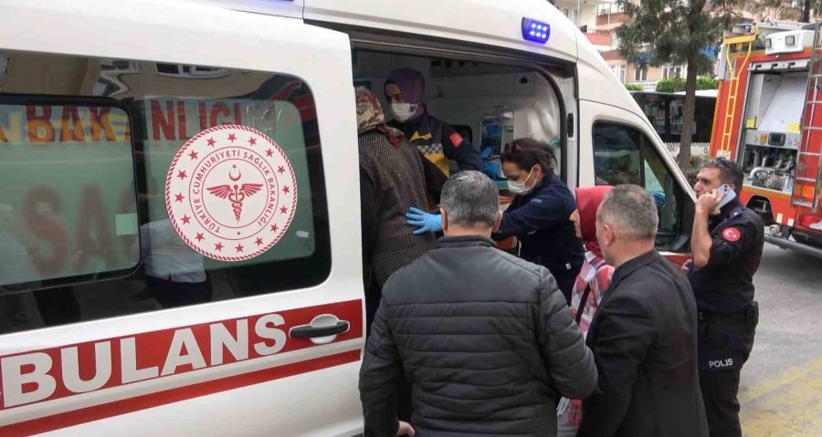 Alanya’da Apartman Dairesinde Yangın Paniği