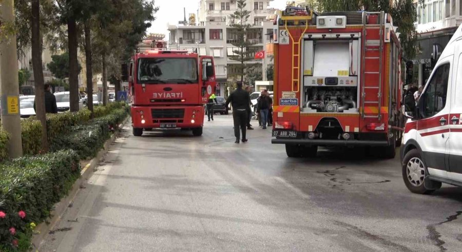 Alanya’da Apartman Dairesinde Yangın Paniği