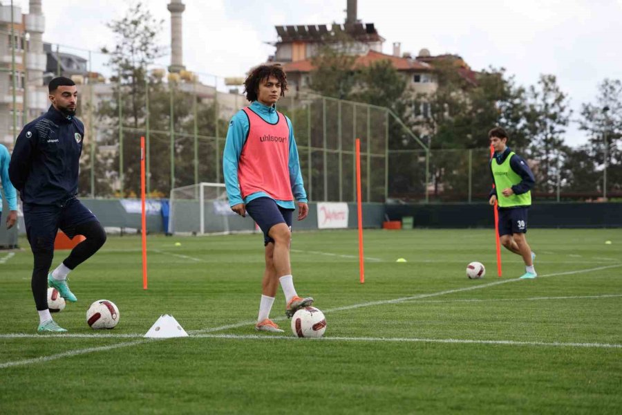 Alanyaspor’da, Sivasspor Maçı Hazırlıkları Başladı