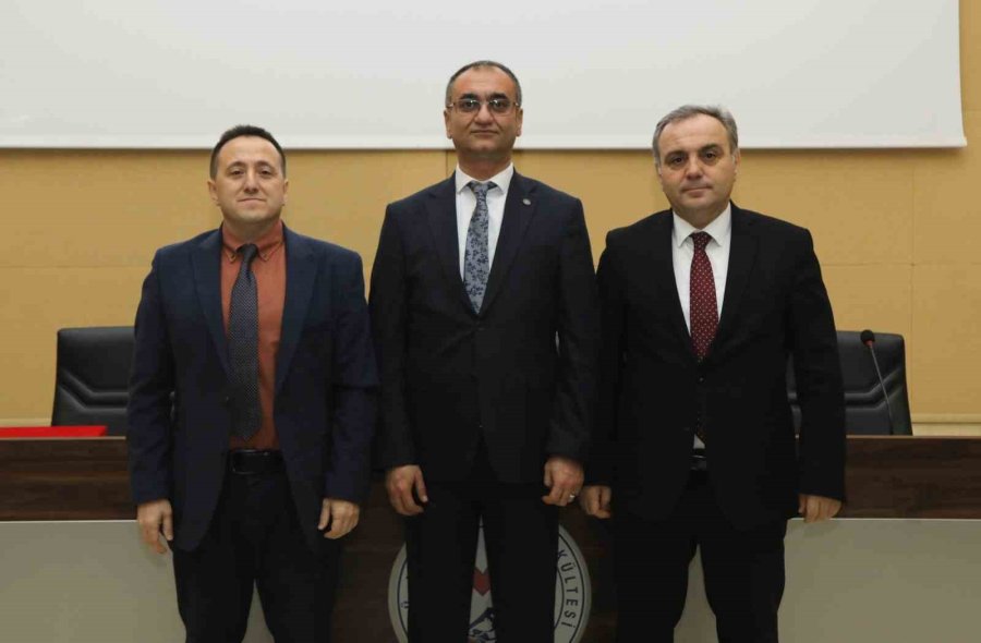 Rektör Prof. Dr. Altun: "binanın Yüksekliği Arttıkça İzolatör Kullanımı Sıkıntıya Girer"