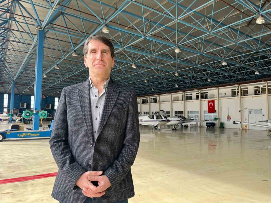 Hava Yolu Şirketlerinin Gözü Estü Mezunlarında