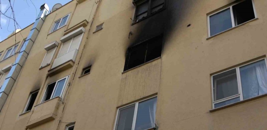 Alanya’da Apartman Dairesinde Yangın Paniği