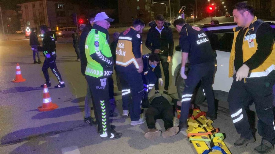 Karaman’da Cip İle Motosiklet Çarpıştı: 2 Yaralı