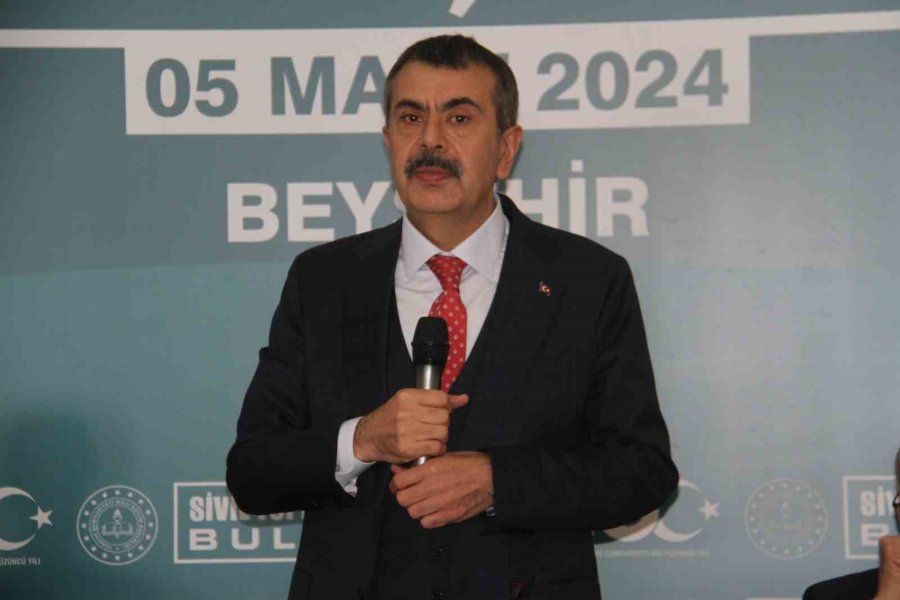 Bakan Tekin: "milli Eğitim Bakanlığı Çok Büyük Bir Aile"