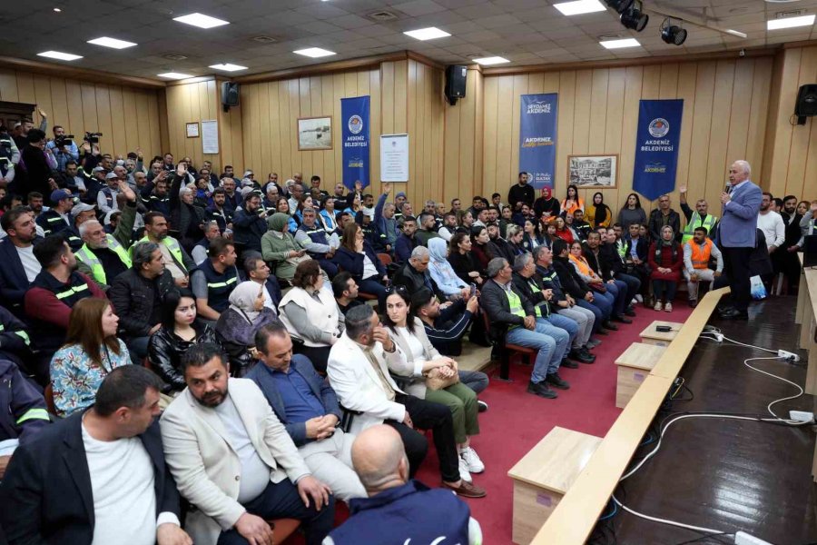 Akdeniz Belediyesinde Toplu İş Sözleşmesi Sevinci