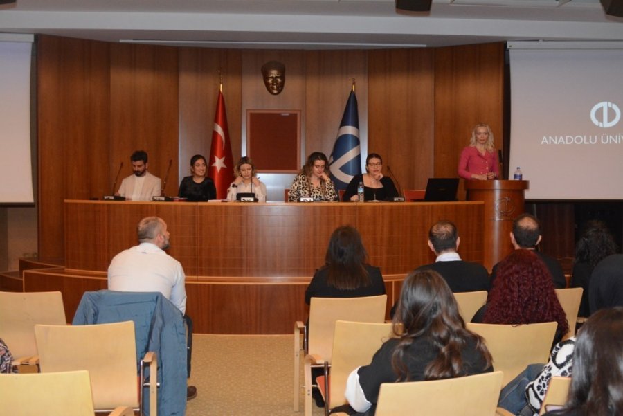 Anadolu Üniversitesi Yunus Emre Myo Mezunları Öğrencilerle Buluştu