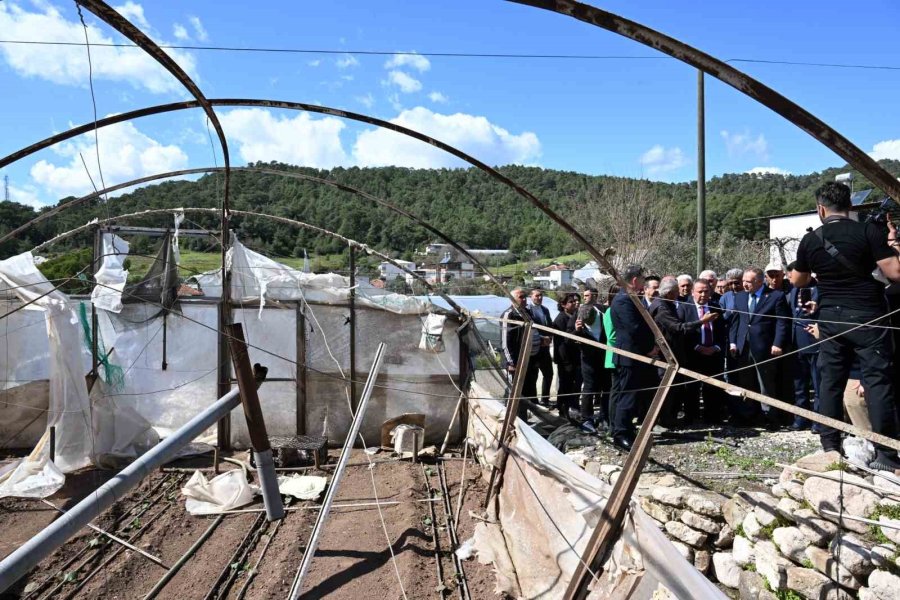 Kumluca’da Hortum Felaketinin Yaraları Sarılıyor