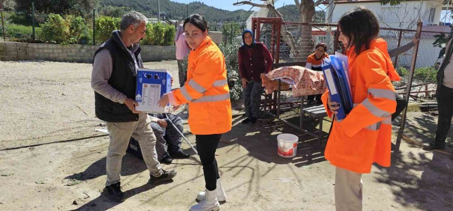 Kumluca’da Hortum Felaketinin Yaraları Sarılıyor