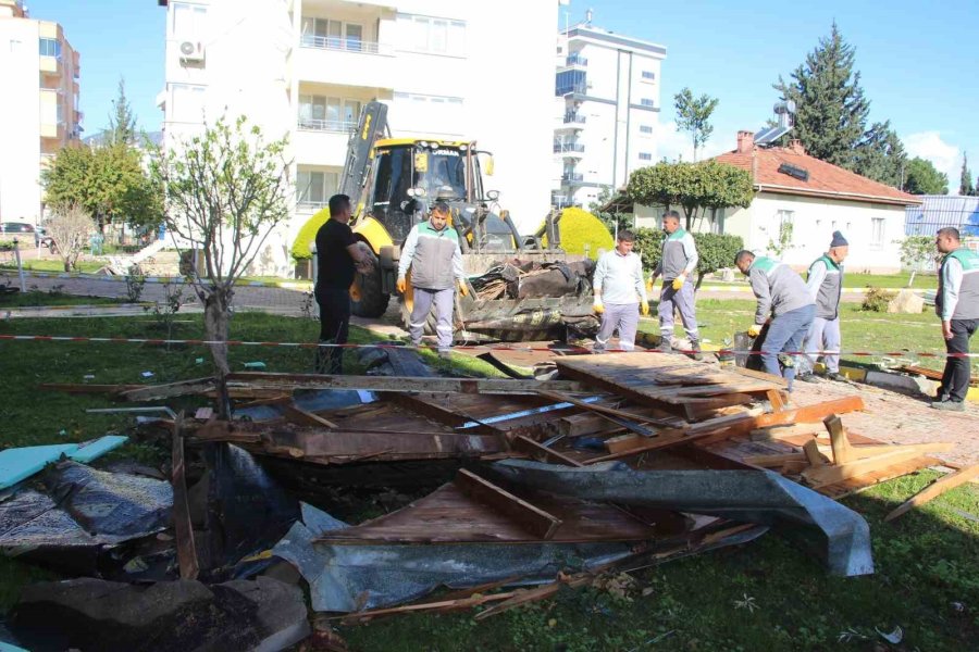 Hortum Felaketinin Ardından Esnaf Yaralarını Sarmaya Başladı
