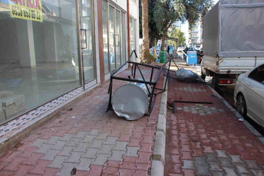 Hortum Felaketinin Ardından Esnaf Yaralarını Sarmaya Başladı