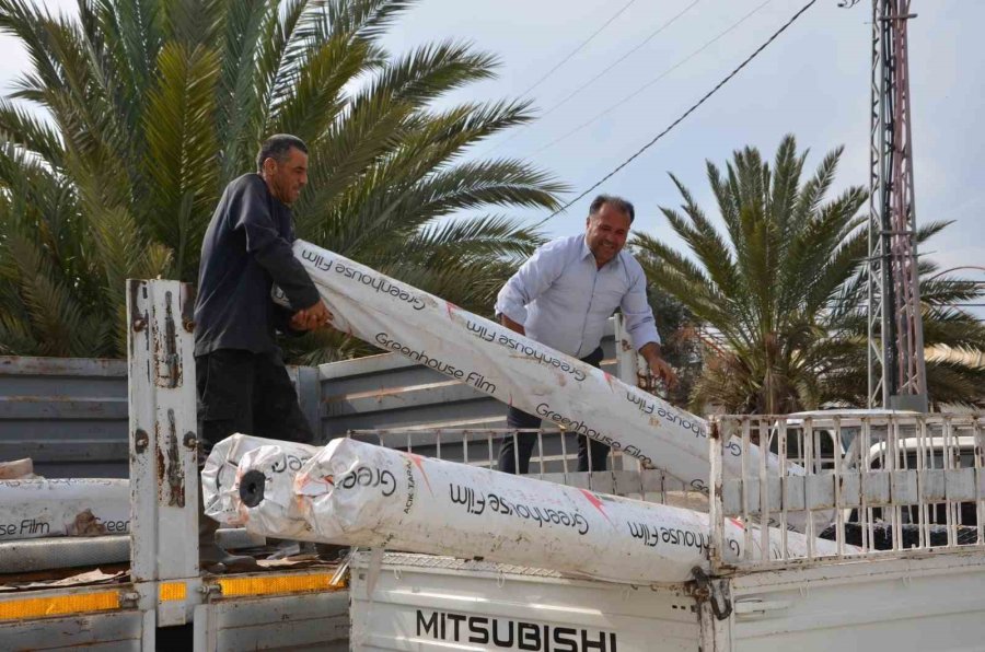 Büyükşehir Belediyesi Alanyalı Üreticilerin Yaralarını Sarıyor