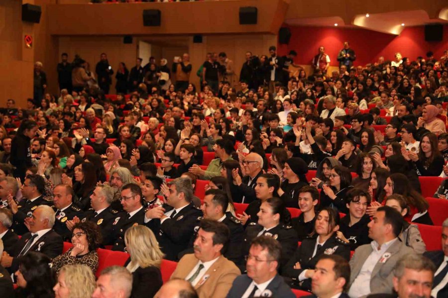 Başkan Böcek: "cumhuriyet’imize Sahip Çıkmaya Ant İçiyorum"