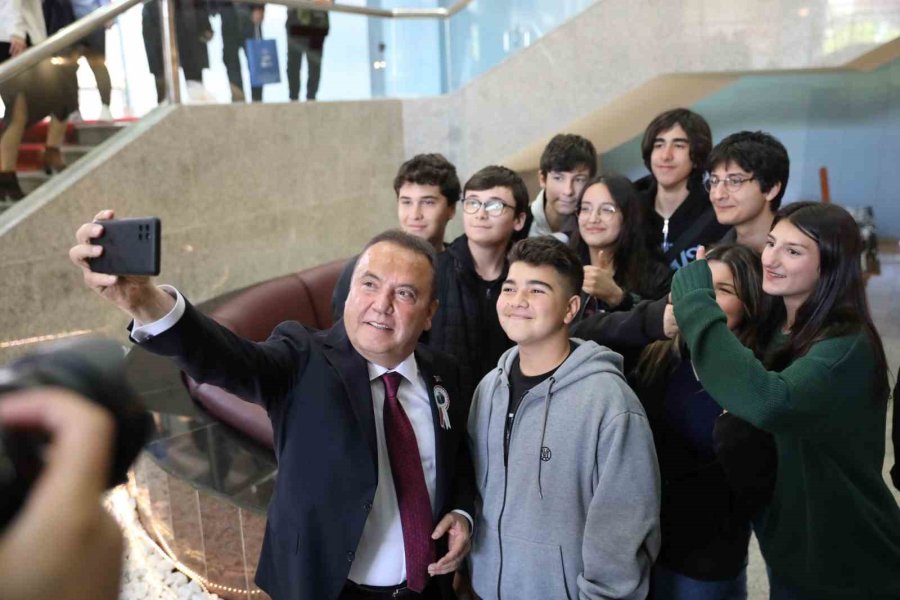 Başkan Böcek: "cumhuriyet’imize Sahip Çıkmaya Ant İçiyorum"