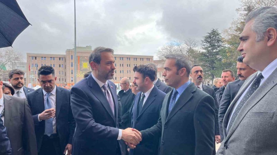 Enerji Ve Tabii Kaynaklar Bakanı Bayraktar Eskişehir’de