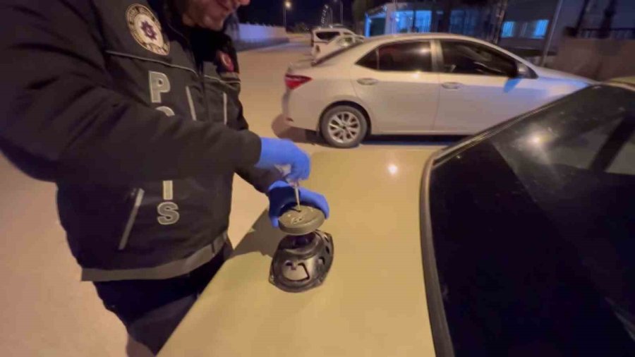 Hoparlörden Uyuşturucu Çıktı