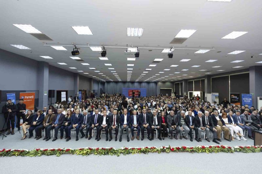 Başkan Seçer: "kariyer Merkezine Bugüne Kadar 38 Bin Yurttaşımız Müracaat Etti”