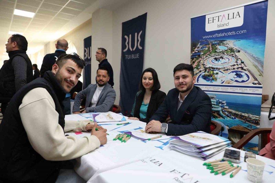 Alkü’de Kariyer Zirvesi 7’nci İstihdam Fuarı Başladı