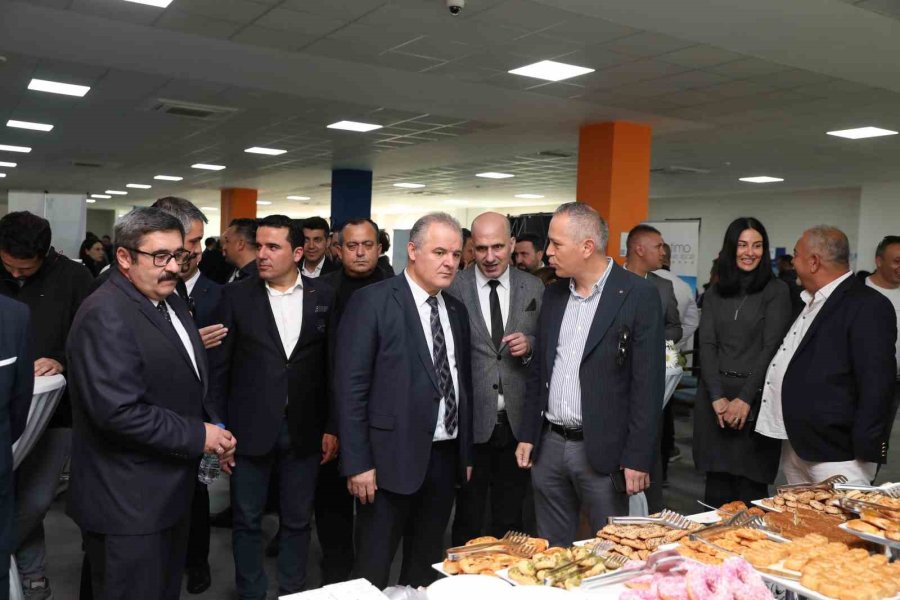 Alkü’de Kariyer Zirvesi 7’nci İstihdam Fuarı Başladı