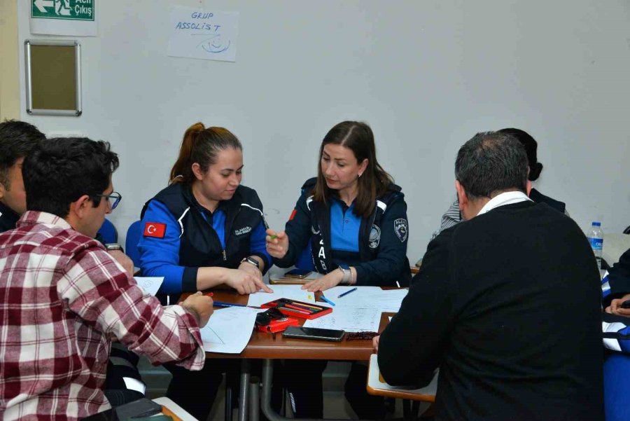 Alanya’da Zabıta Personeline Yönelik 4 Haftalık Eğitim Programı Tamamlandı