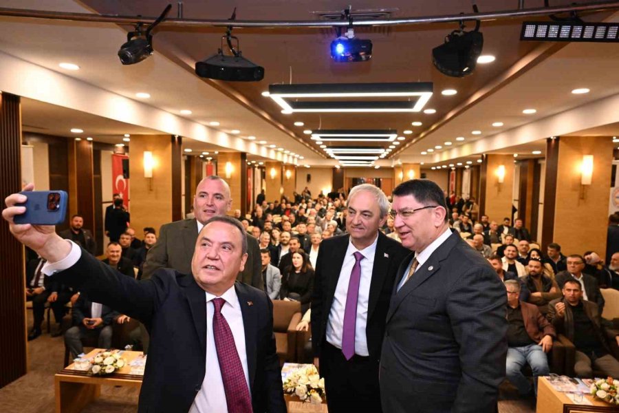 Servisçi Esnafından Başkan Böcek’e Destek