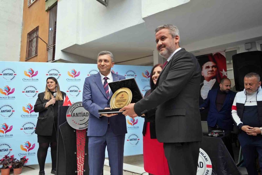 Tekstil Ve El Sanatları Atölyesinde Kadınlar Hem Üretecek Hem De Aile Bütçelerine Katkı Sağlayacak