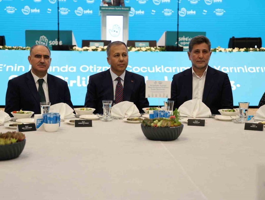 Bakan Yerlikaya, Sobe’nin Işığında Teşekkür Buluşmasına Katıldı