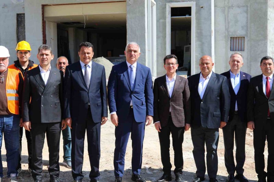 Bakan Ersoy: “antalya’ya Bu Yıl 17 Milyondan Fazla Ziyaretçi Bekliyoruz”