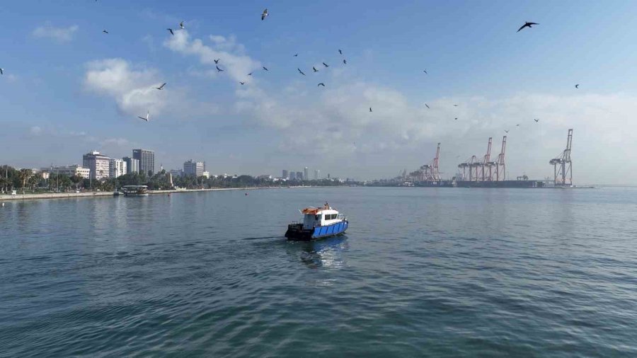Mersinli Kadın Kaptan, Denizde Gemi Kaynaklı Kirliliği Denetliyor