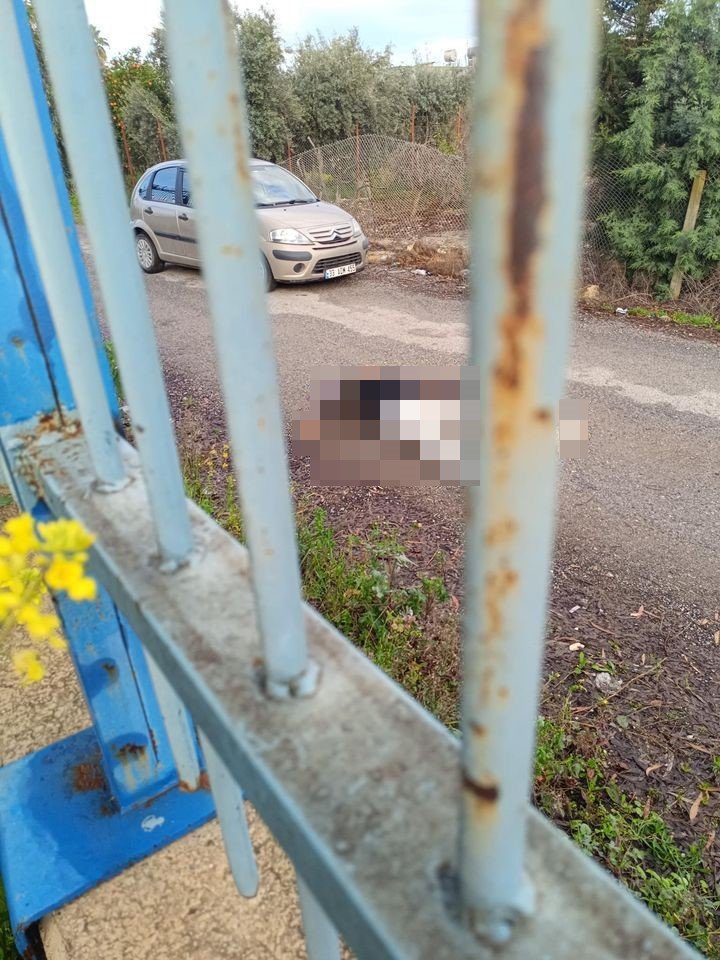 Eski Eşini Öldüren Polis İntihar Etti