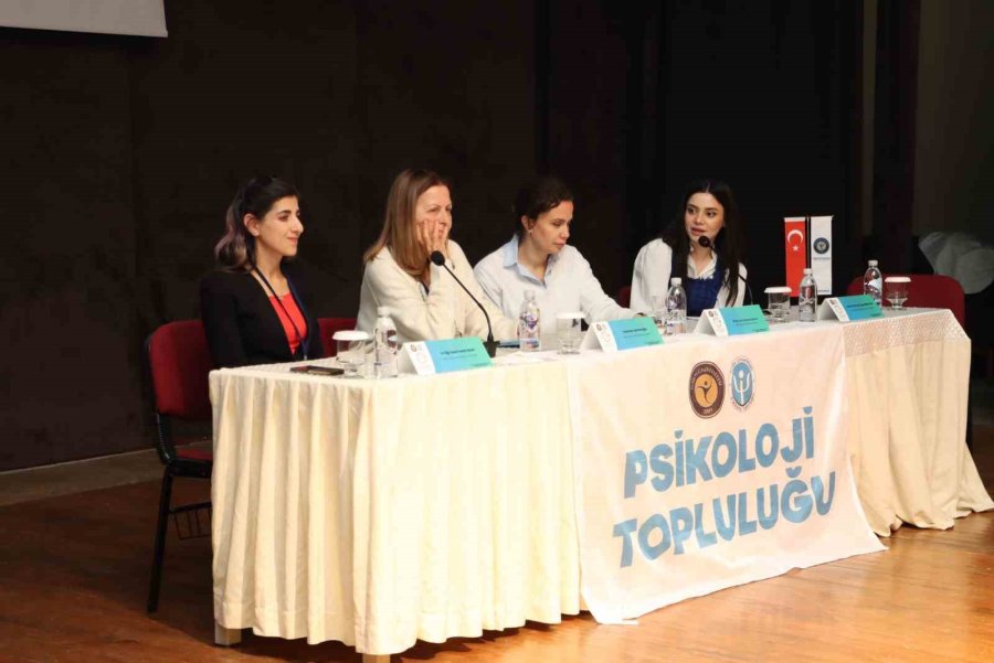 Toros Üniversitesi’nde ’psikoloji Günleri’ Yapıldı