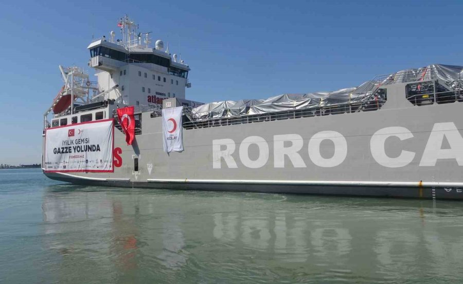 Türk Kızılay’ının 7’inci ’iyilik Gemisi’ Gazze’ye Uğurlandı