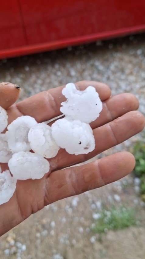 Alanya’da Aynı Anda 5 Hortum Ve Dolu Yaşandı