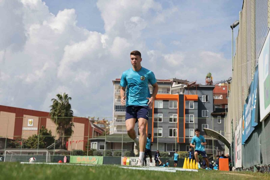Alanyaspor, Sivasspor Maçı Hazırlıklarını Tamamladı