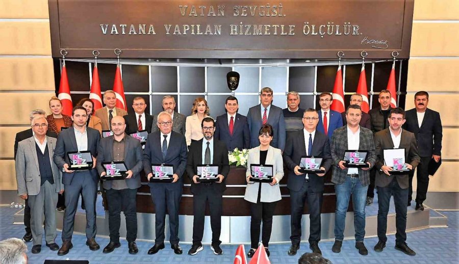 Tütüncü’den, Kepez Meclisine Duygusal Veda