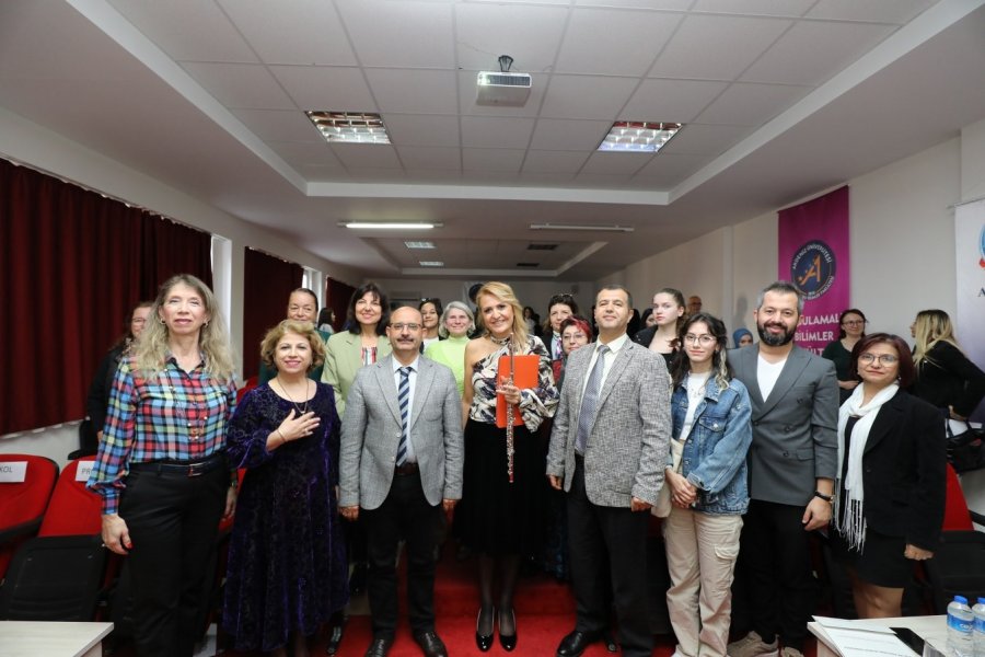 Flüt Sanatçısı Lelya Bayramoğulları’ndan Aü’de Konser