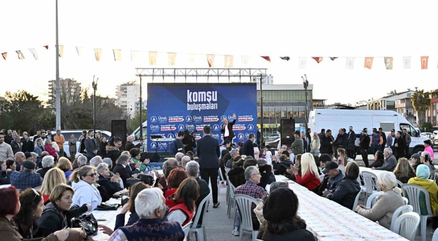 Uysal’dan Mahalle Buluşmalarında Türkü Ziyafeti