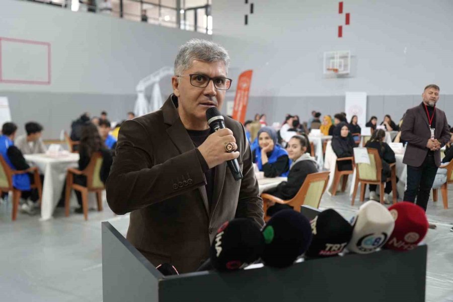 Niğde’de Çocuklar Eğlenirken Öğrendi