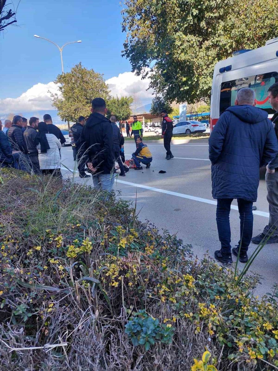 1 Ay Önce Evlenen Gülnihal’ı Hayattan Koparan Kaza Kamerada