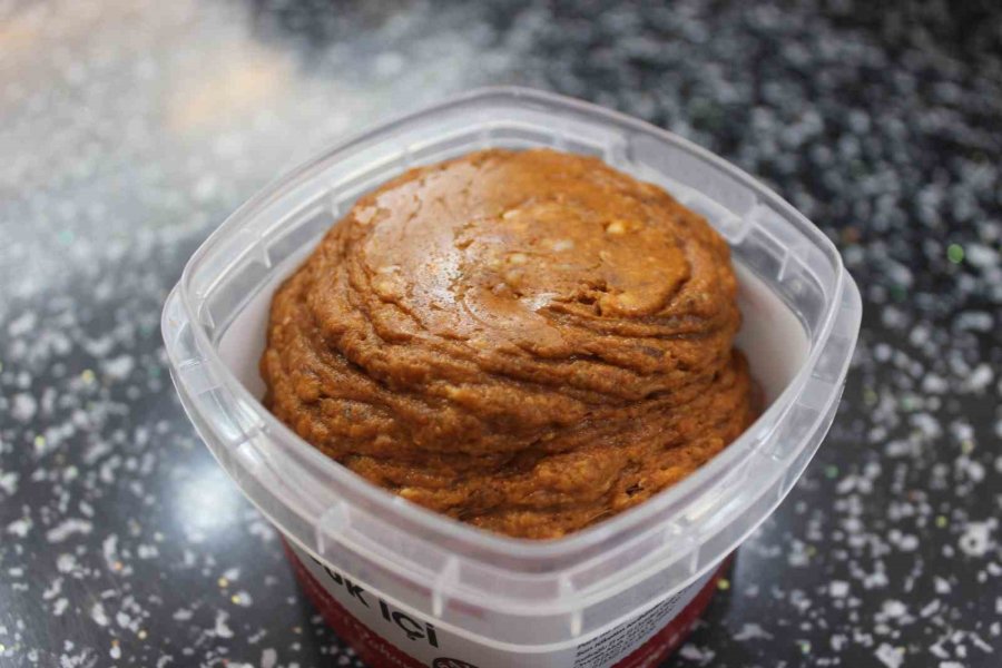 Kayseri’de İftarın Vazgeçilmezi ‘sucuk İçi’