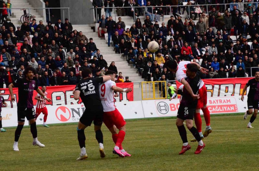 Tff 2. Lig: Karaman Fk: 2 - Isparta 32 Spor: 3