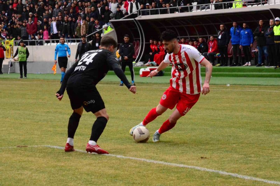 Tff 2. Lig: Karaman Fk: 2 - Isparta 32 Spor: 3