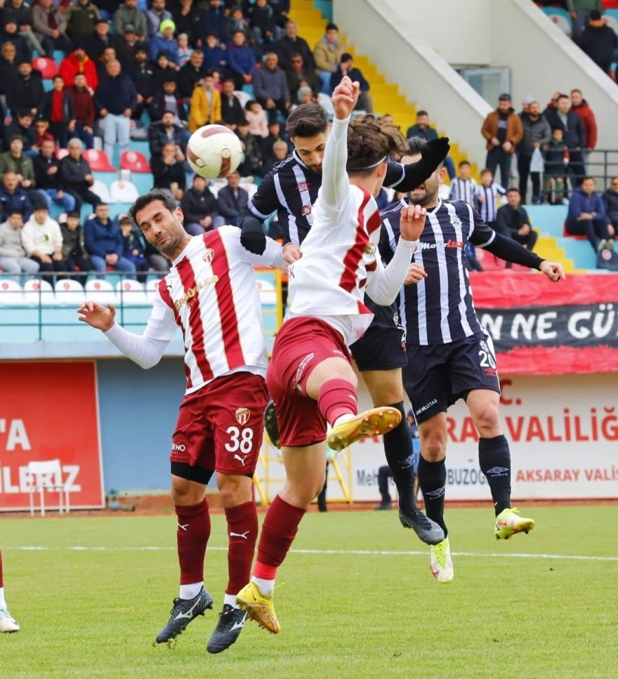 Tff 2. Lig: 68 Aksaray Belediyespor: 3 - İnegölspor: 0