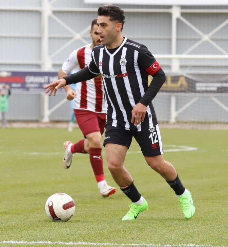 Tff 2. Lig: 68 Aksaray Belediyespor: 3 - İnegölspor: 0