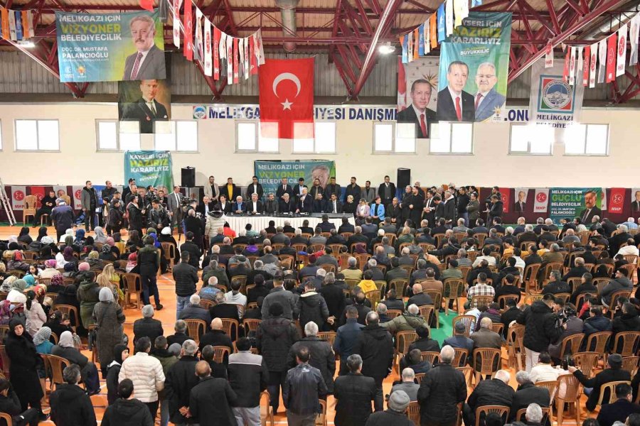 Eskişehir Bağları Sakinleri Başkan Büyükkılıç’ı Bağrına Bastı