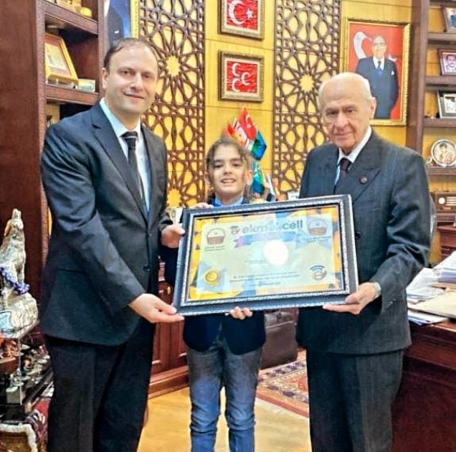 Askıda Ekmeğin Dijital Hali Hayır Köprüsü Olmaya Devam Ediyor