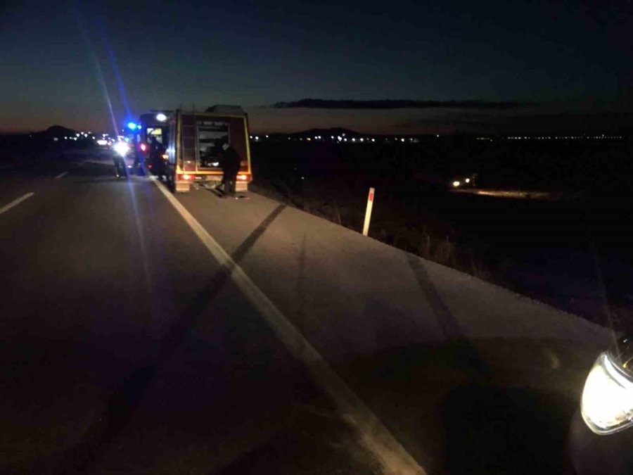 Konya’da Minibüs Şarampole Devrildi: 6 Yaralı