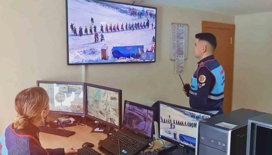 Dünya Kar Motosikleti Şampiyonası Olaysız Ve Kazasız Tamamlandı