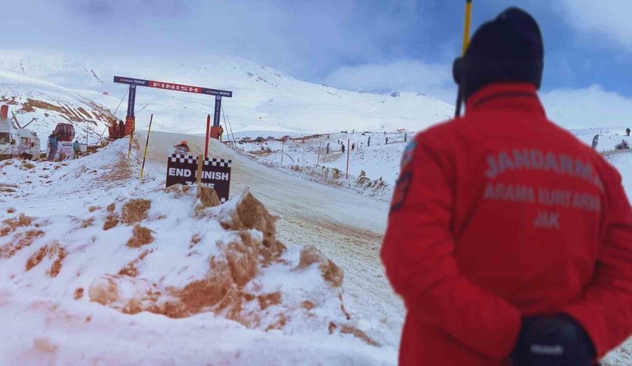 Dünya Kar Motosikleti Şampiyonası Olaysız Ve Kazasız Tamamlandı
