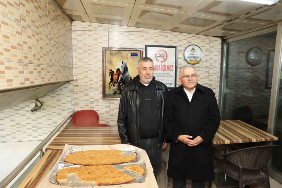 Büyükkılıç’tan Ramazan’ın İlk Akşamında Vatandaş Ve Esnaf Buluşması