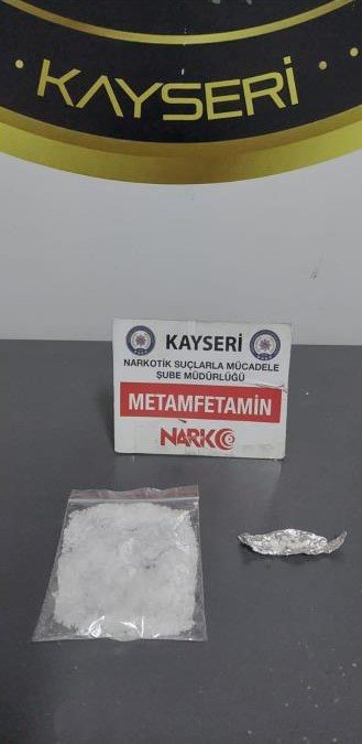 1 Haftada 48 Zehir Taciri Yakalandı